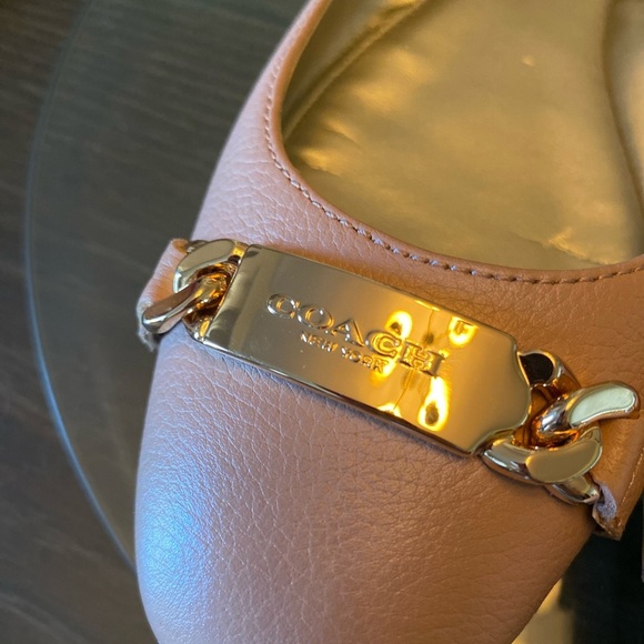 Coach Pink Leather Flats with Gold Detail - Picture 3 of 5